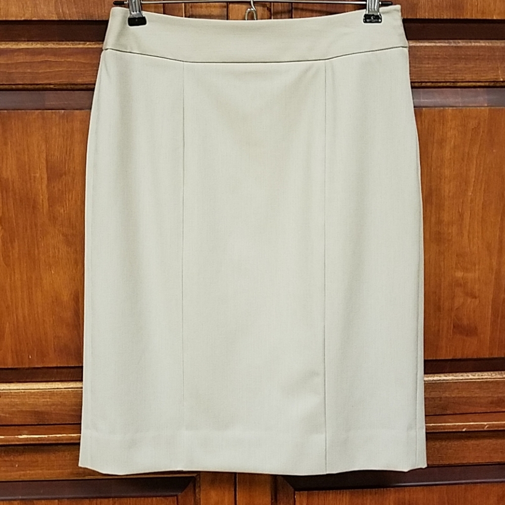 White House | Black Market Skirt